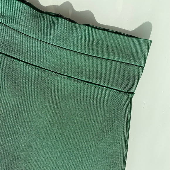 Herve Leger Green Pencil Skirt - Picture 1 of 5